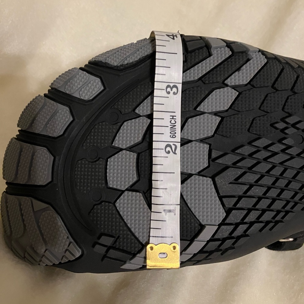 Unisex Water Shoes - Picture 11 of 12